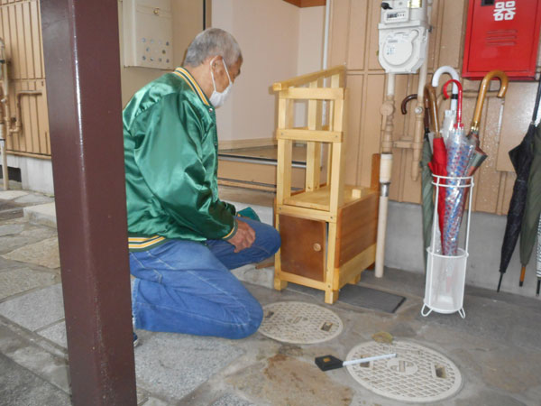 入口の階段ができました