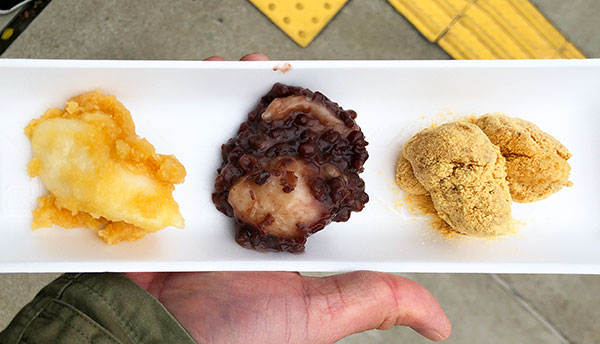 六ツ川四丁目町内会館の餅つき5